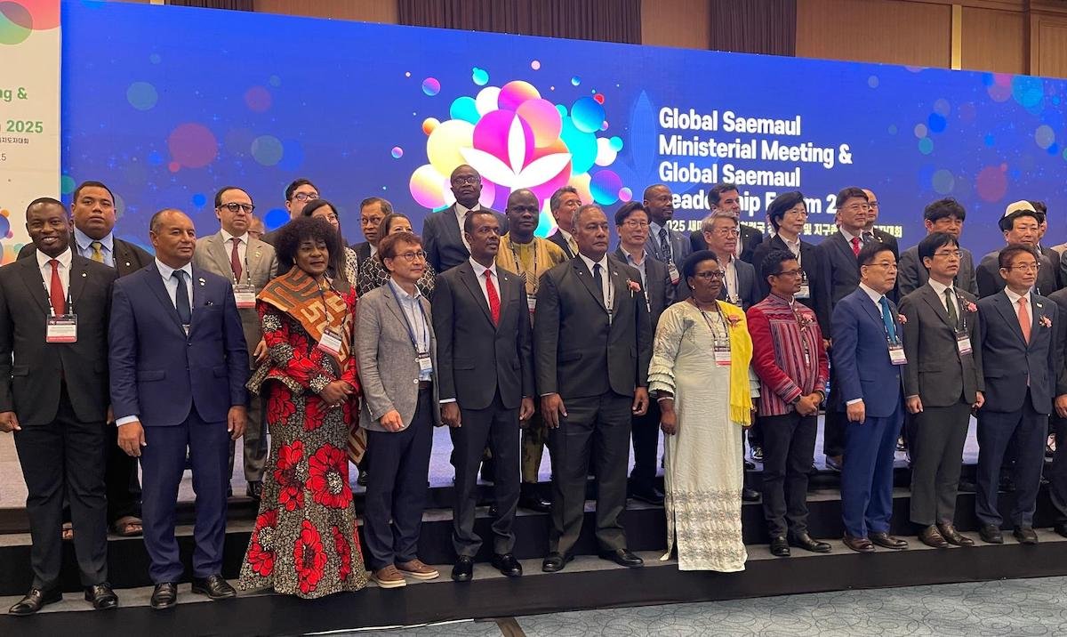 KEMENDESA PDT HADIRI SAEMAUL LEADERSHIP FORUM DAN PERTEMUAN TINGKAT MENTERI 2025